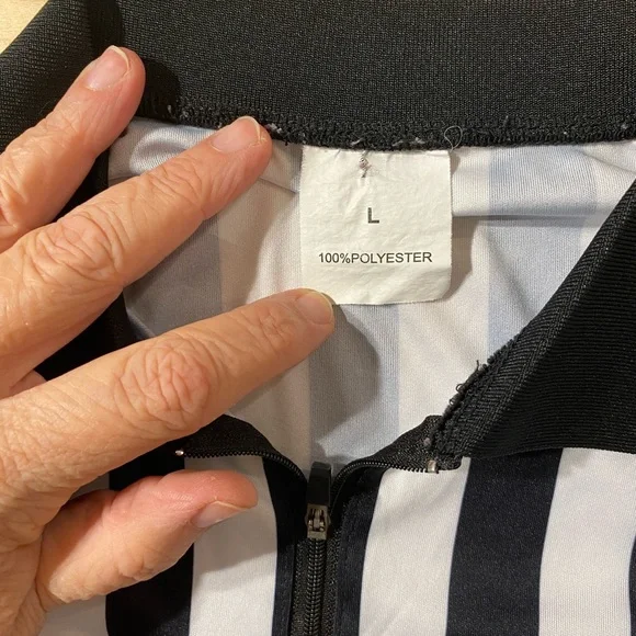 Black and White Striped Kid’s Shirt Large (NI) - Picture 4 of 6